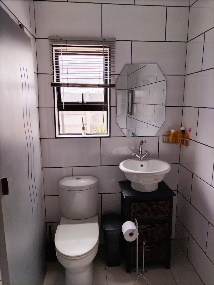 4 Bedroom Property for Sale in Hopefield Western Cape